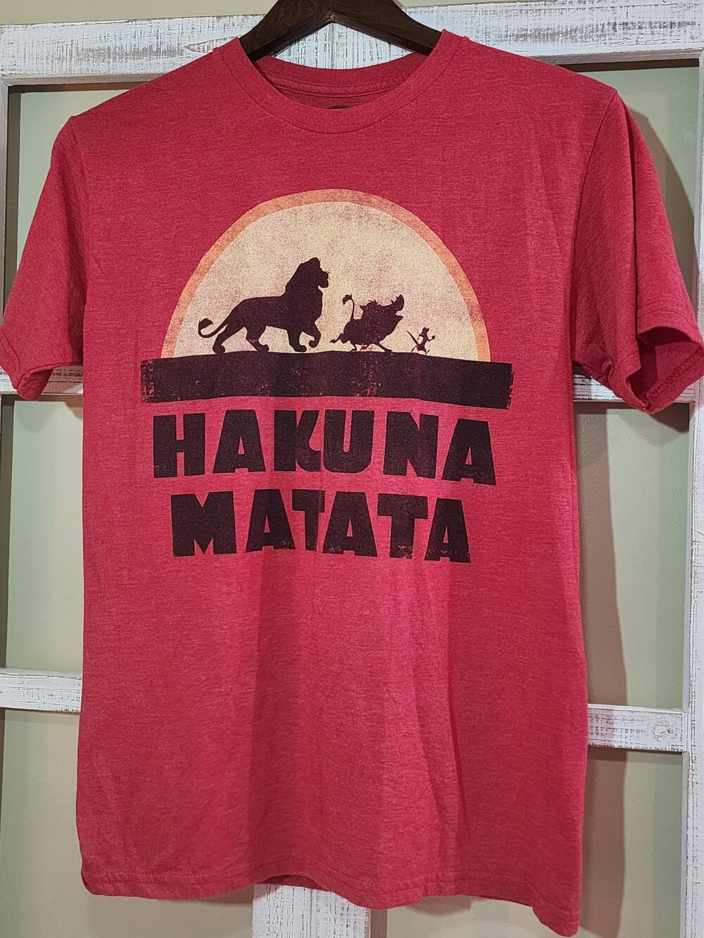 Disney Hakuna Matata Graphic Tee | Lion King Red Heather T-Shirt | Size Small